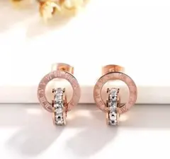 《新品》ローマ数字ダブルリングピアス