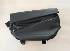 INCASE Tracks Sling 7L インケース スリング - メルカリ
