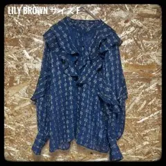 美品 LILY BROWN フリルブラウス ネイビー ゴールド柄 フェミニンのサムネイル