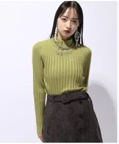 オリーブグリーン リブ編み ハイネックセーター
