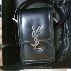SAINT LAURENT SOLFERINO フォンホルダーのサムネイル