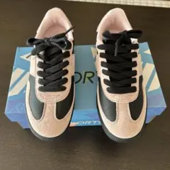 ORTR ピンク ✖️ブラック スニーカー