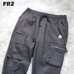 ✨FR2月桃 沖縄✨ブラック　カーゴパンツのサムネイル