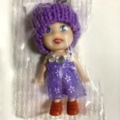 紫色のオーバーオール人形カラフルミニドールストラップ未使用