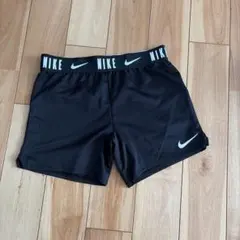 ナイキガールズ DRIーFIT プラクティスパンツ　ショートパンツ 120