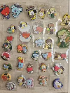 BT21 bt21 くら寿司コラボ 缶バッジ キーホルダー