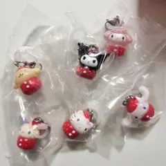サンリオキャラクターズ　いちごめじるしアクセサリー　コンプリート