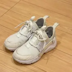 NIKE ハラチ 白 スニーカー 24cm