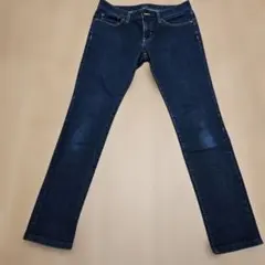 ダークブルー　スキニーデニム　レディース