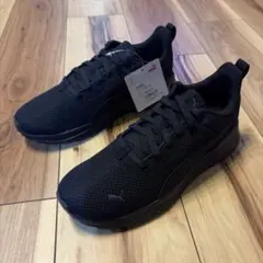 新品未使用品 PUMA アンザラン ライト スニーカー 25.5cm ブラックのサムネイル
