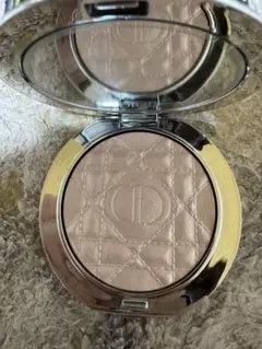 Dior Forever Glow Luminizer 03 Pink Halo