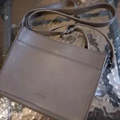 Item thumbnail for item 4450a64e-90f9-4d74-aeb2-472244b1a157