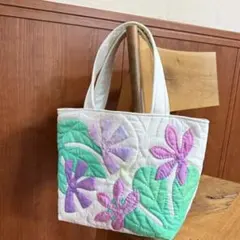 ハワイアンキルト バッグ 月下美人 一点物 ハンドメイド - メルカリ