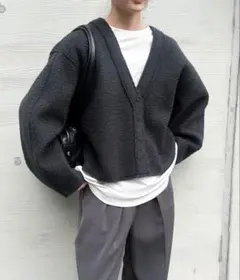 【ミニー様専用】SELECT MOCA ブークレーVネックショートカーディガン黒