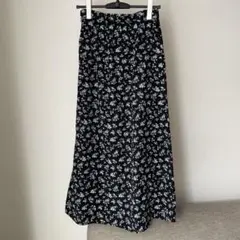 OZOC 花柄　ロングスカート　黒