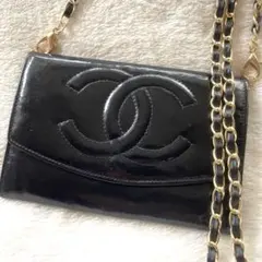 CHANEL ✨エナメル ポーチ ショルダー チェーンウォレット　財布のサムネイル