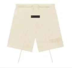 ESSENTIALS ベージュ ショートパンツのサムネイル