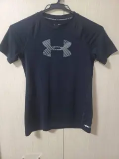 【Under Armour 】 Tシャツ 黒 YLG