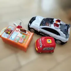 アンパンマン ガソリンスタンド セット、トミカ　デカパトロールカー