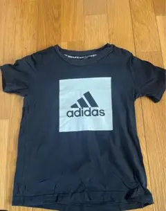 adidas 黒 キッズ　Tシャツ サイズ120