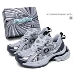 オールドオーダー スニーカー