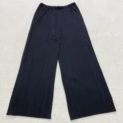 ユニクロ プリーツストレートパンツ ブラック Lサイズ