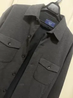 専用 グレー ボタン付きシャツジャケットのサムネイル