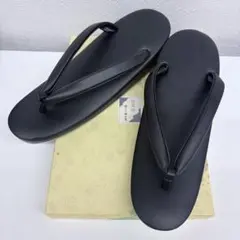 伊と忠 草履 黒 牛革 Lサイズ 23.5〜24cm 日本製 和装草履 箱付き