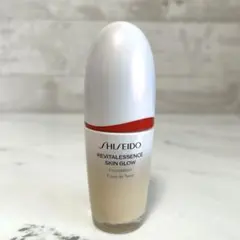 資生堂　エッセンス　スキングロウ　ファンデーション　160 Shell