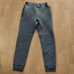 ユニクロ　ウルトラストレッチドライスウェットパンツ　140