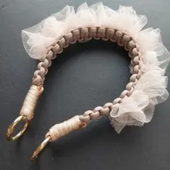 ハンドストラップ　パラコード　くすみピンク×シャンパンゴールド