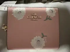 新品タグ付COACH コーチ C2889 花柄 フローラル 二つ折り財布 ピンク