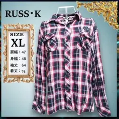 RUSS・K 赤黒 チェック柄 長袖 シャツ エンブレム ワッペン付き XLのサムネイル