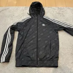 【美品】adidas Originals モノグラム ウィンドブレーカー