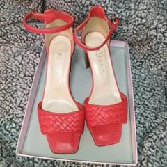 DIANA　オレンジ　サンダル