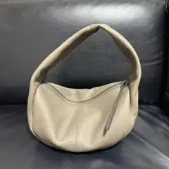 ベージュ レザー ハンドバッグ ファスナー付き