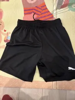 美品 プーマ ドライシェル ショートパンツ　150