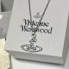 VivienneWestwood MAYFAIR BAS RELIEFネックレス