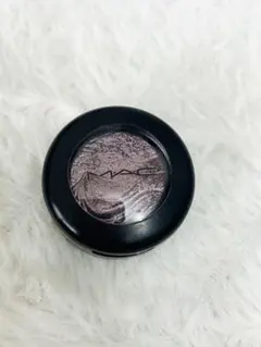 MAC エクストラディメンションアイシャドウ　スモーキーモーヴ