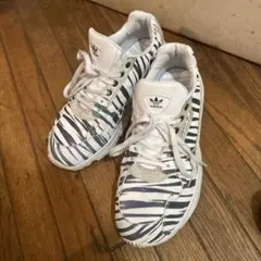 adidas ゼブラ柄 スニーカー 9 US