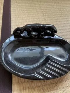 ブラックパンサー　アシュトレイ
