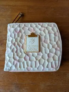 二つ折りミニ財布