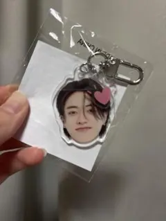 TREASUREハルト顔アクキー