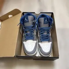 Nike Air Jordan 1 Mid "True Blue" ナイキのサムネイル