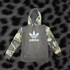 adidas 迷彩パーカー