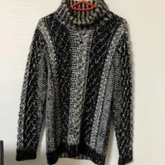 high street タートルネックニットセーターのサムネイル