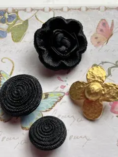 ボタン4個セット