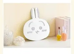 ちいかわ 磁石で貼れる！ダイカットアクリルミラー（うさぎ）のサムネイル