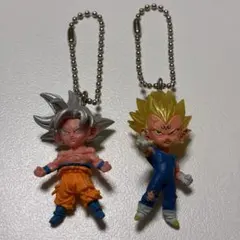 ドラゴンボール フィギュア 孫悟空 ベジータ　キーホルダー