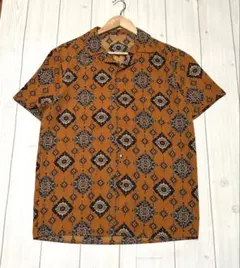 【新品未使用】柄シャツ アロハシャツ 半袖 リゾートのサムネイル